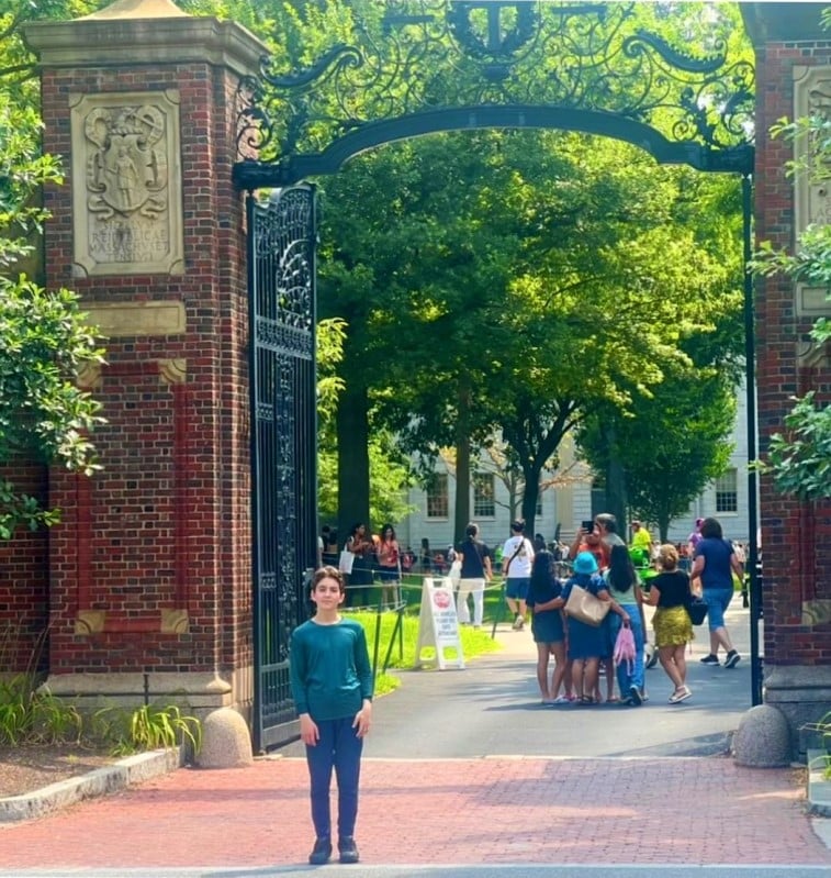 Alessandro at Harvard Entrance